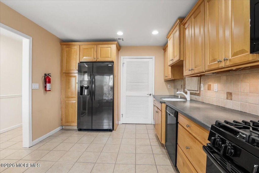 185 Pear Drive - Photo 10