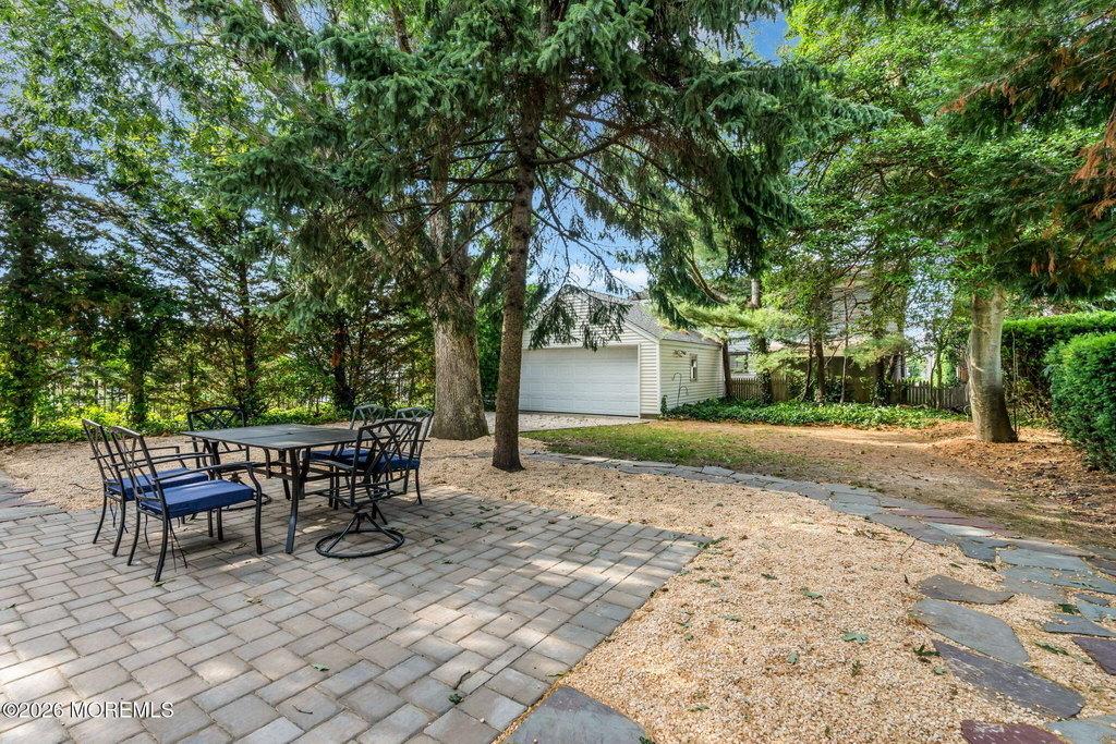 111 Chicago Boulevard - Photo 33