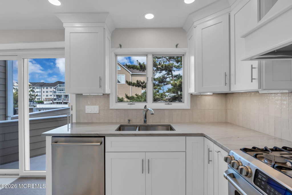 152 Ocean Avenue N - Photo 19