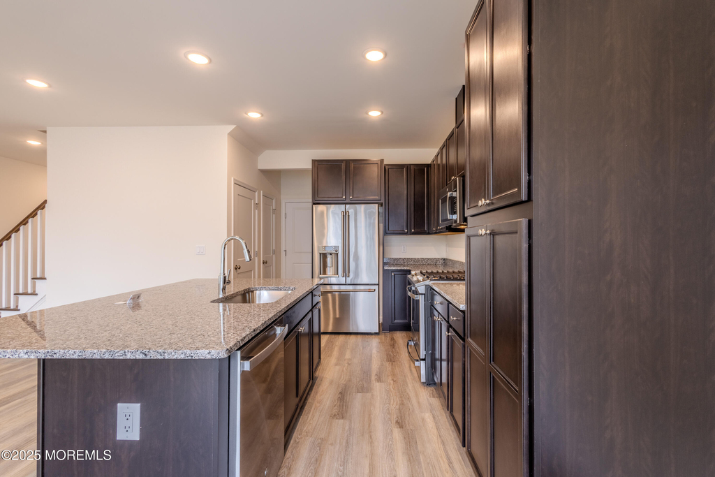 213 Harley Lane - Photo 8