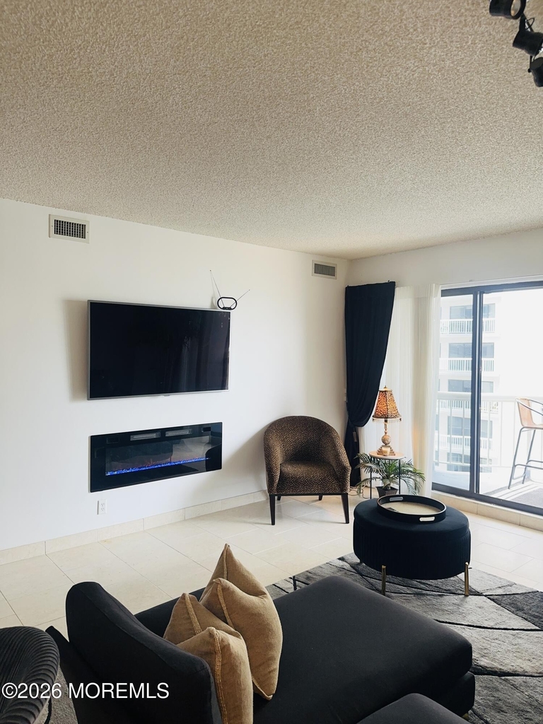 3101 Boardwalk - Photo 7