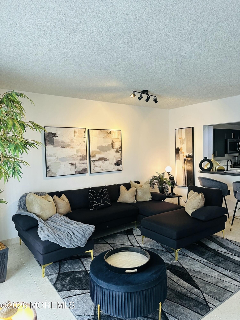 3101 Boardwalk - Photo 1