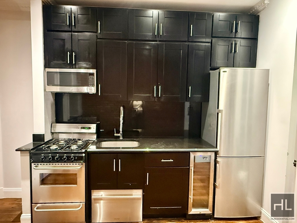 West 103rd Street - Photo 0