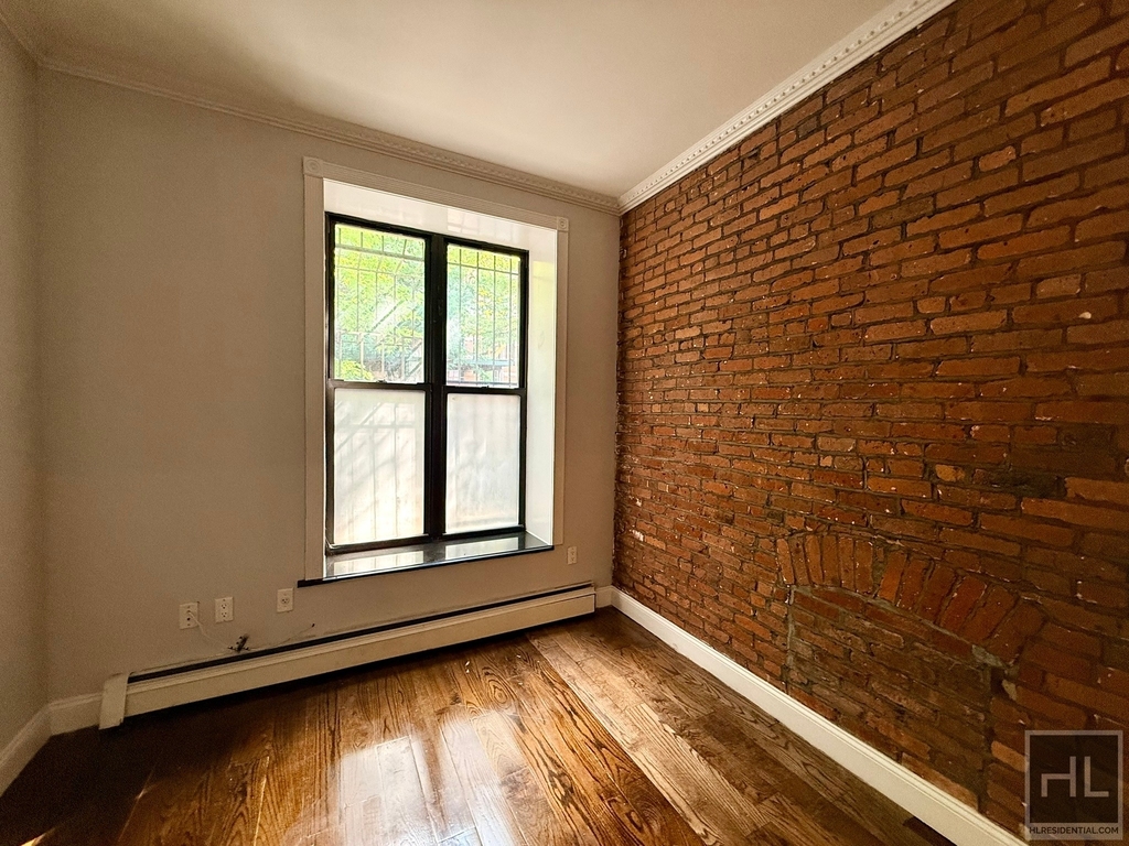 West 103rd Street - Photo 3