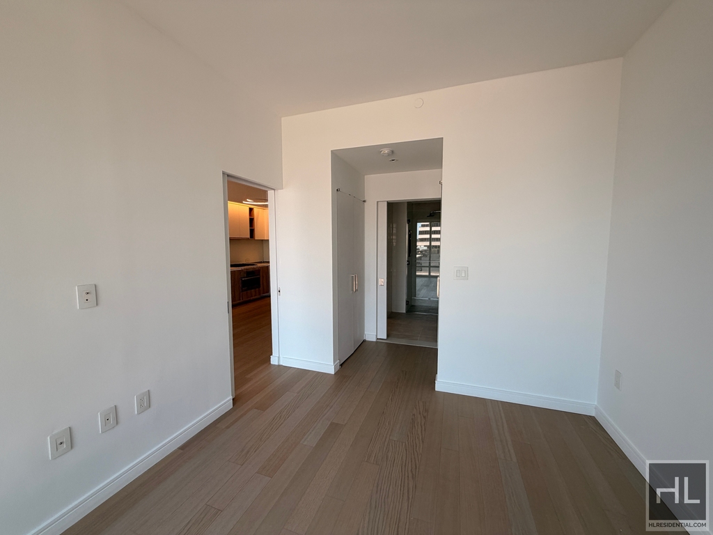 West 43rd Street - Photo 1