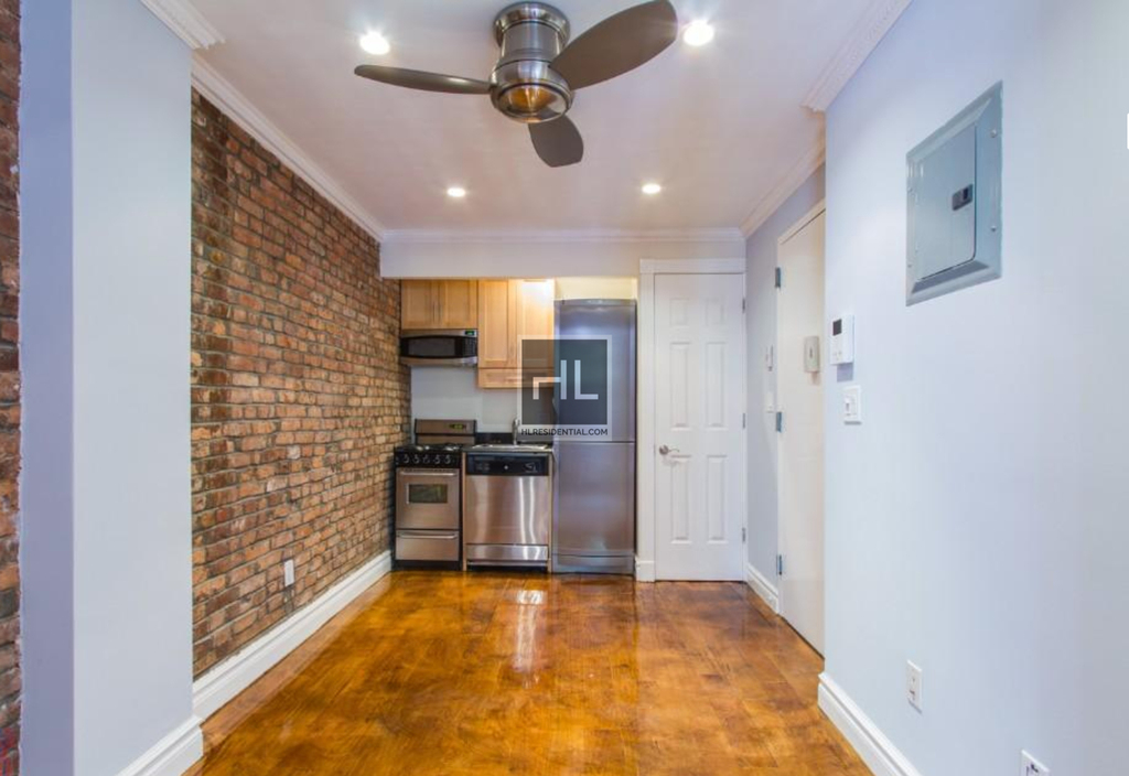 East 5th Street - Photo 1
