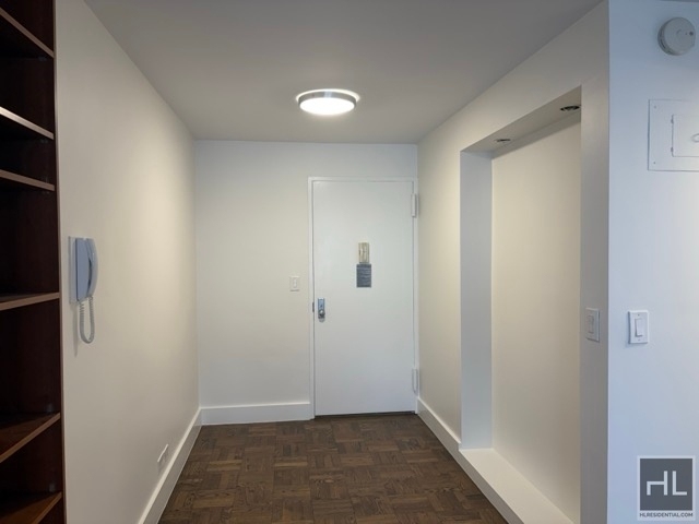 East 63 Street - Photo 10
