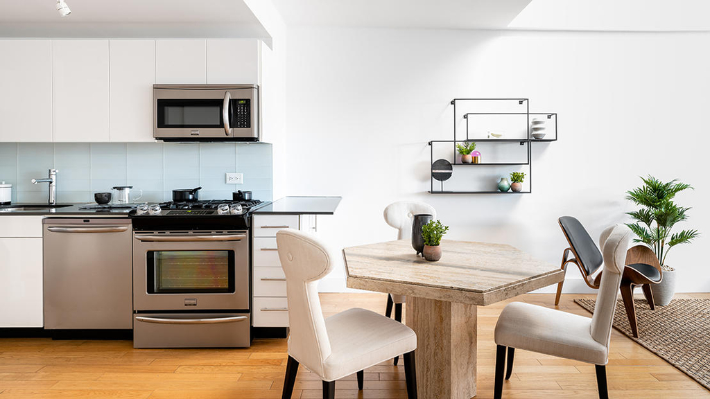 East 69th Street - Photo 5