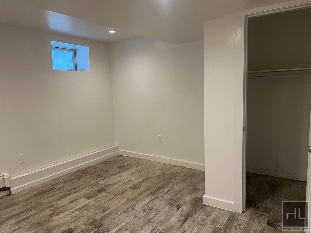215 Highland Boulevard - Photo 10