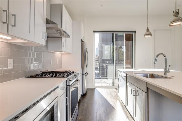 4419 Cabell Drive - Photo 5