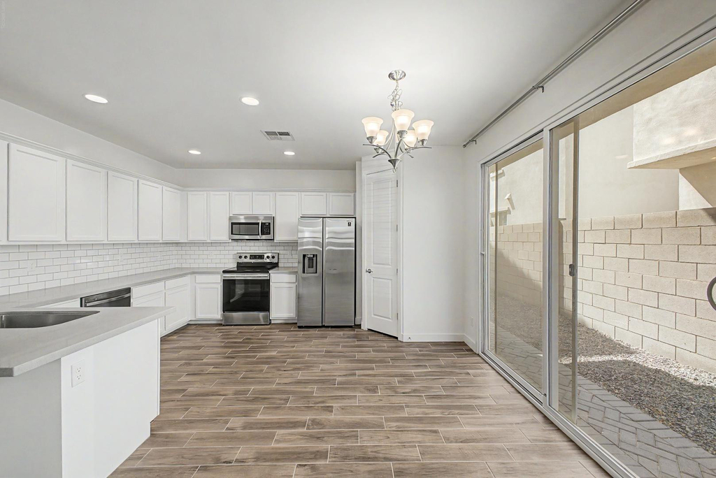 5512 S Dillon -- - Photo 8