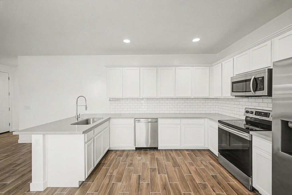 5512 S Dillon -- - Photo 6