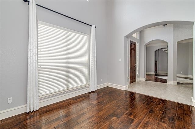 828 Thomas Crossing Drive - Photo 6