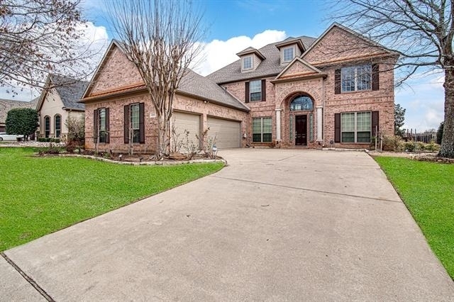 828 Thomas Crossing Drive - Photo 0