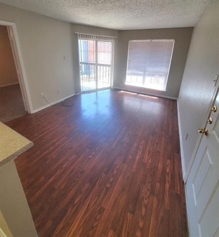 18333 Roehampton Drive - Photo 3