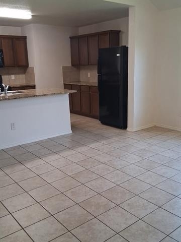 1106 Nickel Street - Photo 3