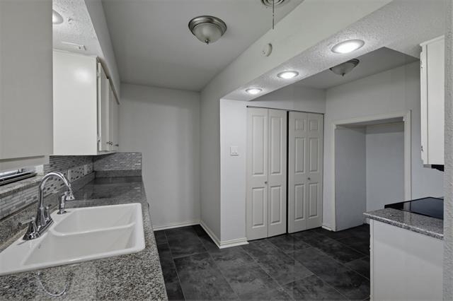 3500 Statler Drive - Photo 3