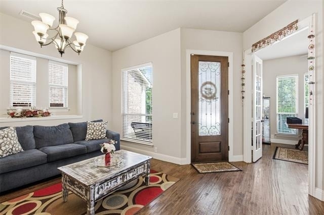 2304 Lynbridge Circle - Photo 3