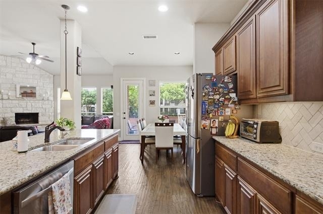 2304 Lynbridge Circle - Photo 10