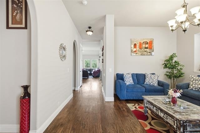2304 Lynbridge Circle - Photo 2