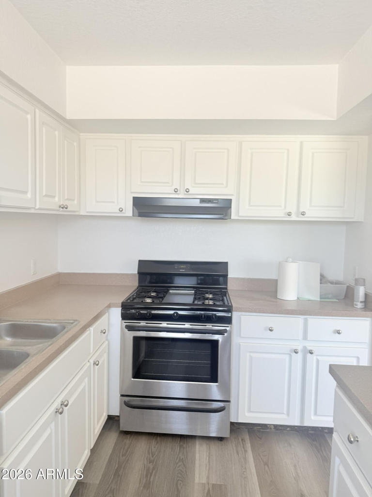 7141 N 16th Street - Photo 3