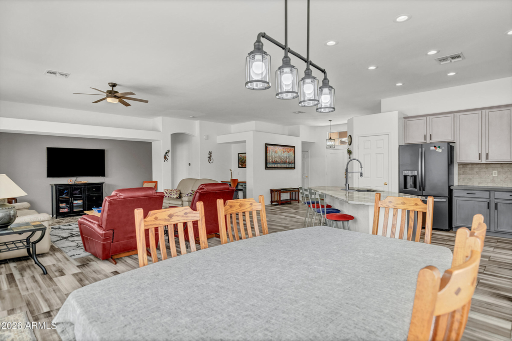 2727 S Drexel -- - Photo 8