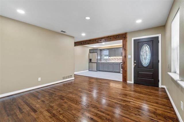 8714 Quinn Street - Photo 3