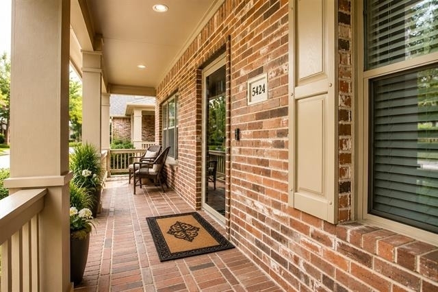 5424 Oakley Road - Photo 2