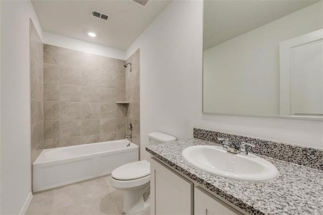 9724 Skyhawk Avenue - Photo 3
