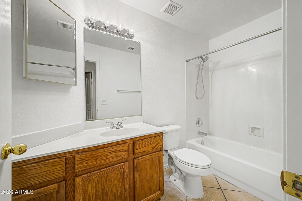 12548 W Roanoke Avenue - Photo 19