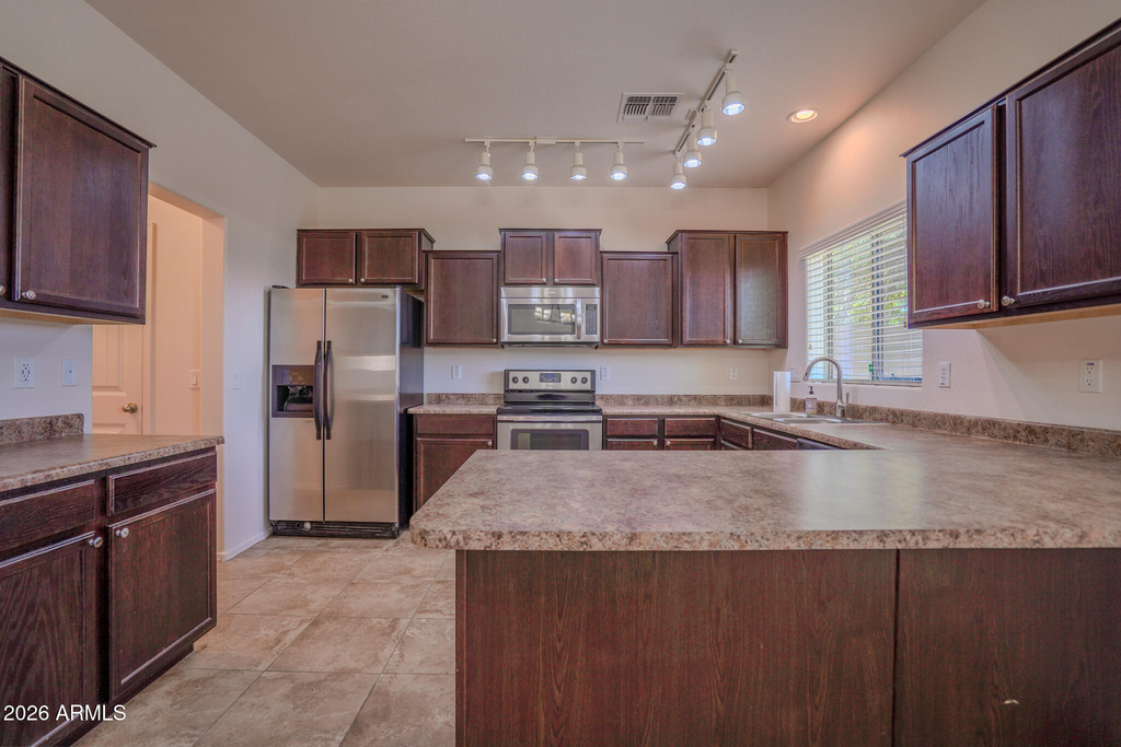 10225 W Camelback Road - Photo 7