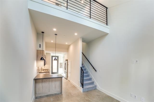 2702 N Carroll Avenue - Photo 17
