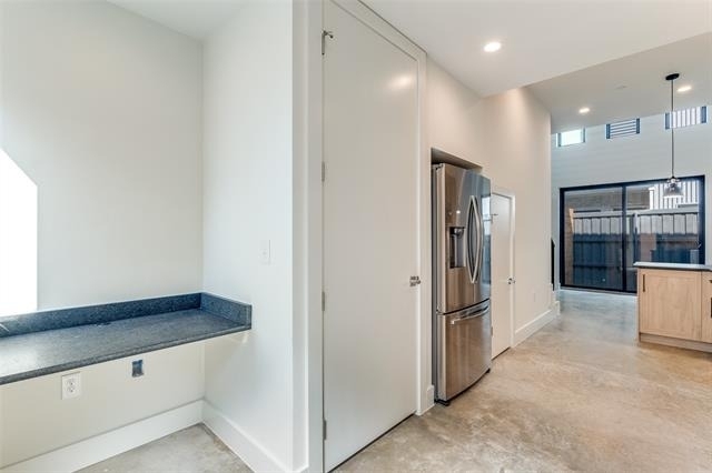 2702 N Carroll Avenue - Photo 21