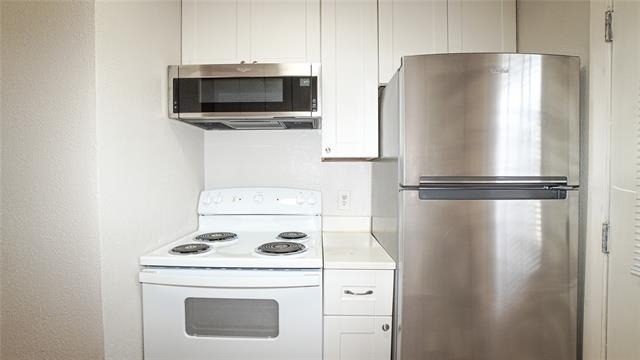 5638 Marina Drive - Photo 10