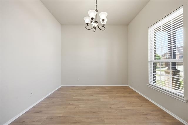 1445 Bateman Lane - Photo 3