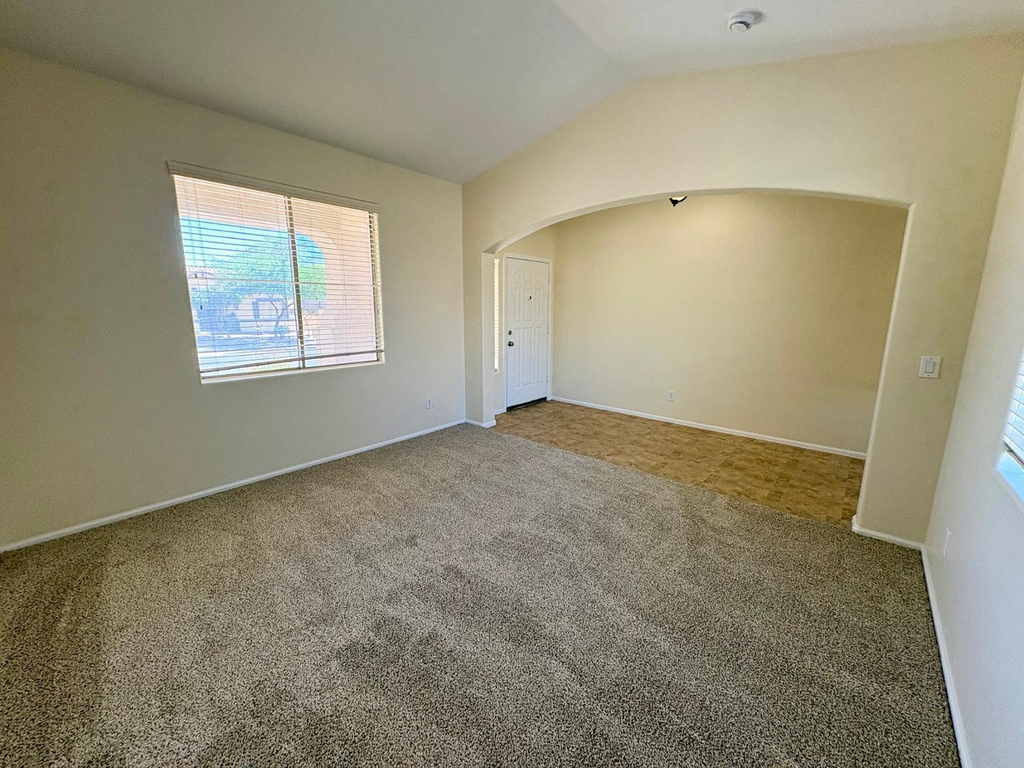 16126 W Meade Lane - Photo 4