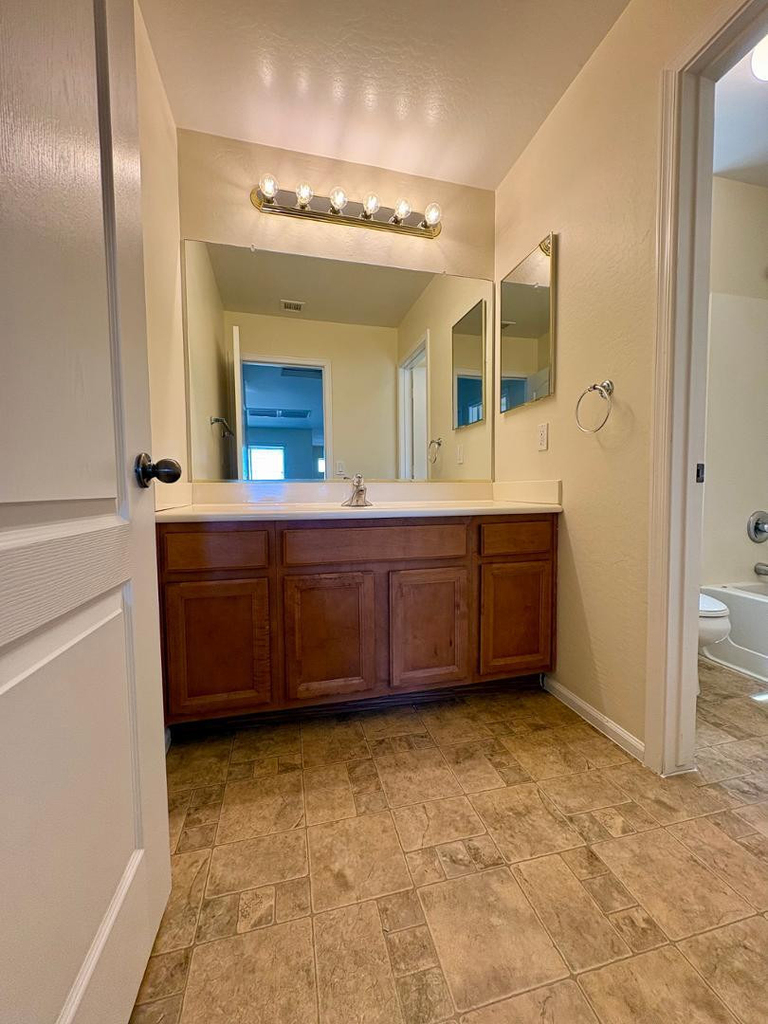 16126 W Meade Lane - Photo 34