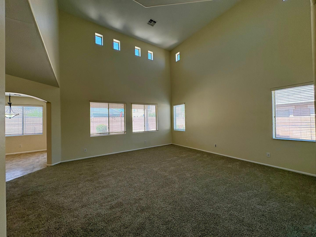 16126 W Meade Lane - Photo 10