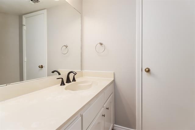 1105 Carrington Court - Photo 10