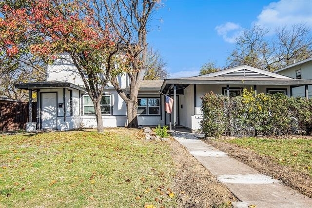 408 Dawson Circle - Photo 1