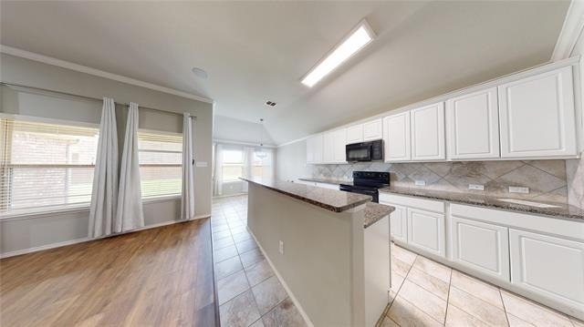 3101 Buckthorn Street - Photo 2