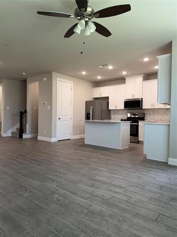 1054 Keswick Drive - Photo 3