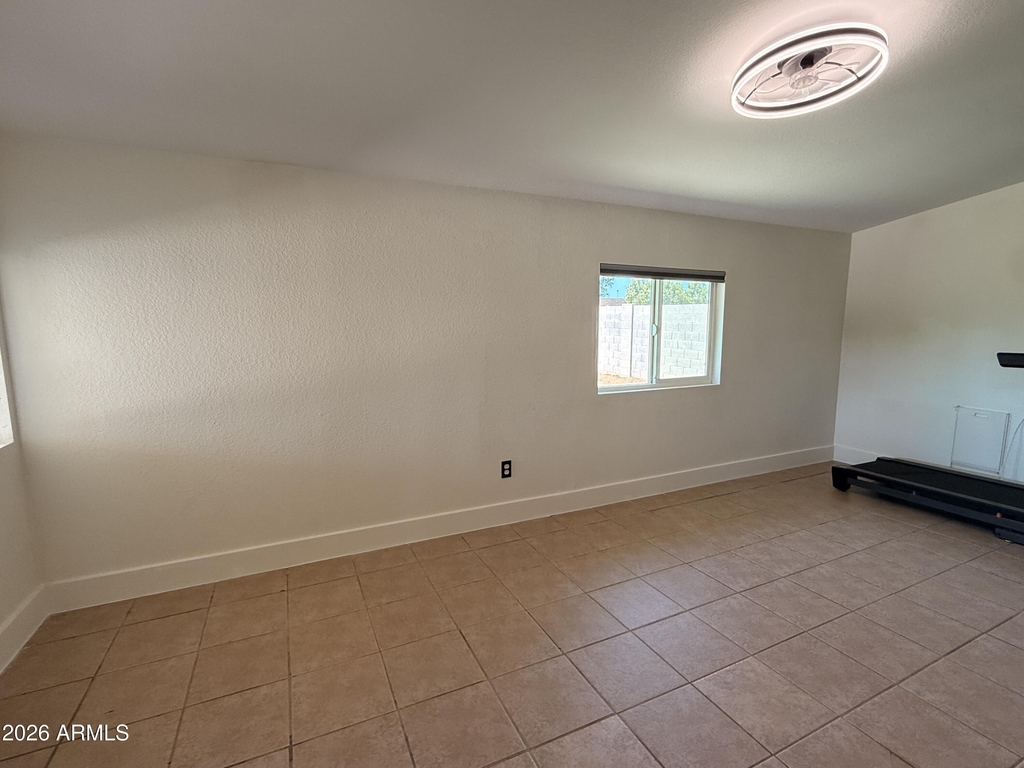 3155 E El Moro Avenue - Photo 7