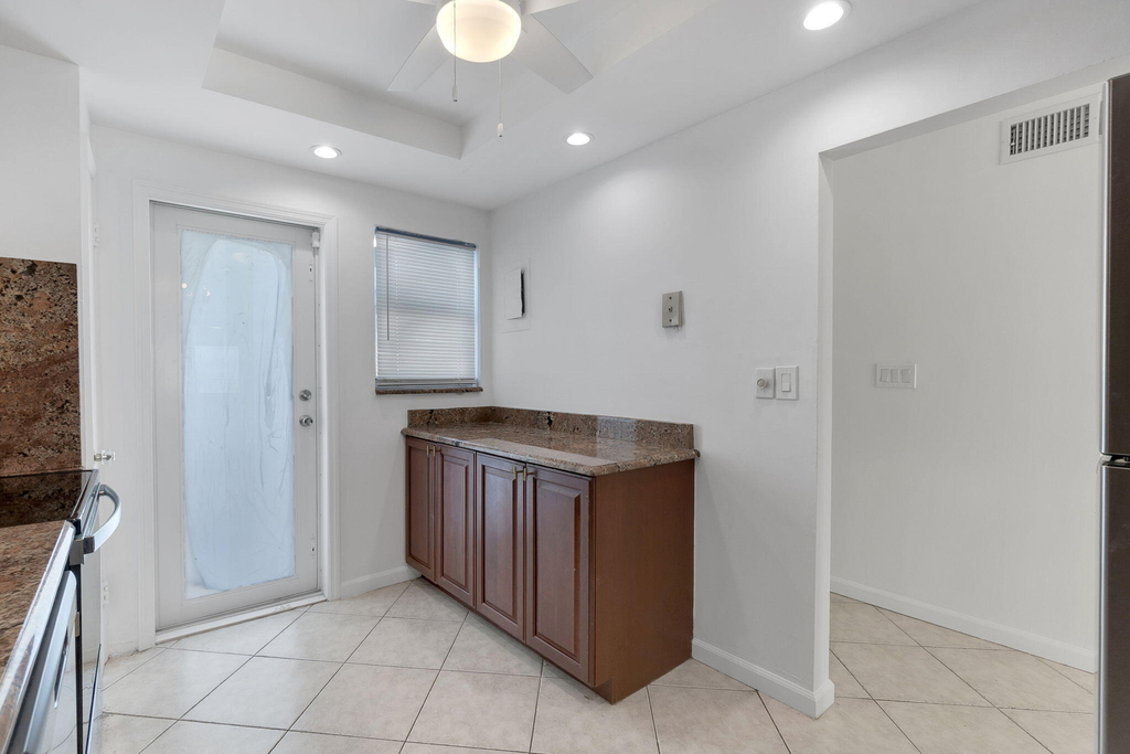 750 N Ocean Boulevard - Photo 14