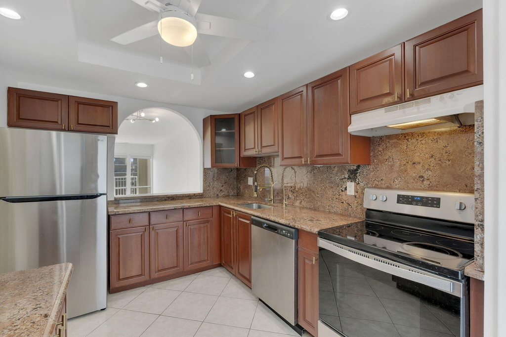 750 N Ocean Boulevard - Photo 12