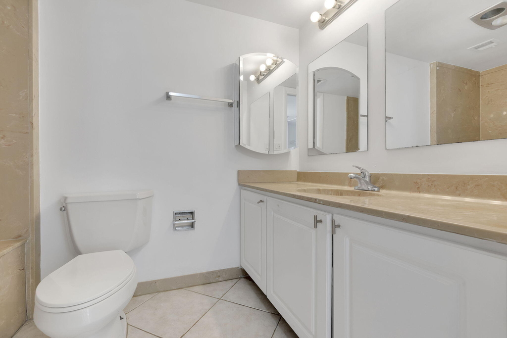 750 N Ocean Boulevard - Photo 21