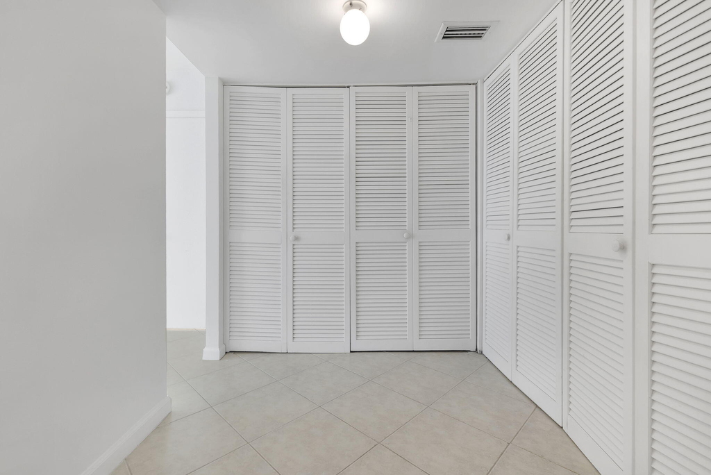750 N Ocean Boulevard - Photo 18