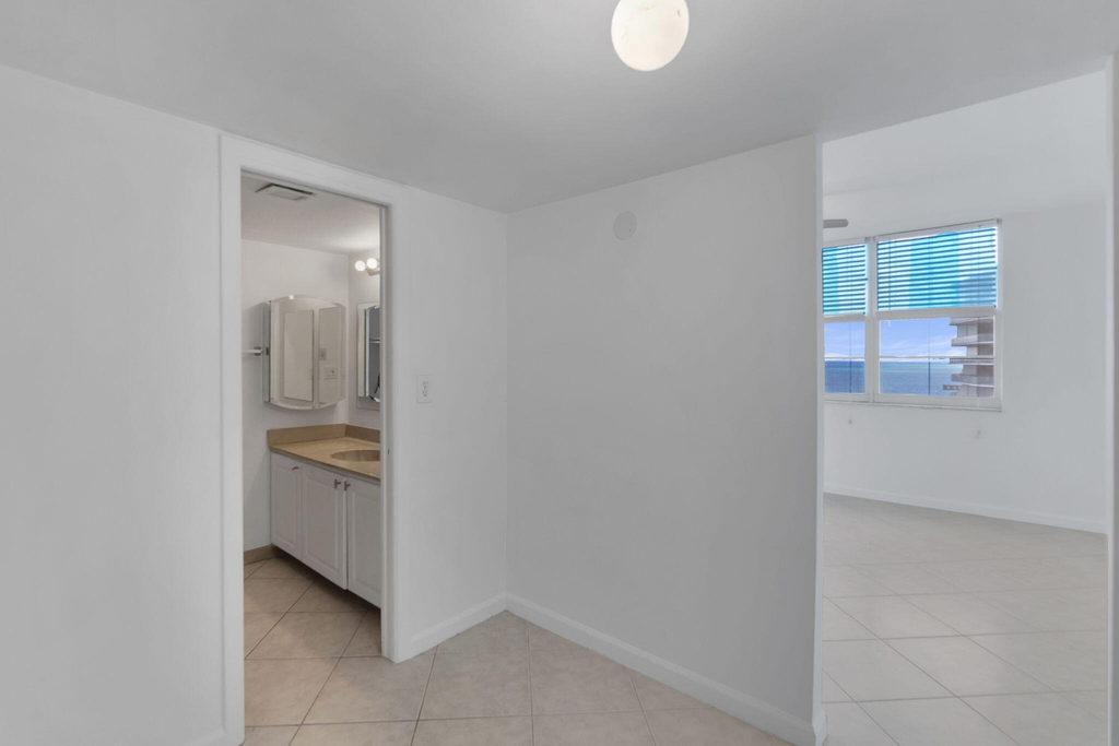 750 N Ocean Boulevard - Photo 20