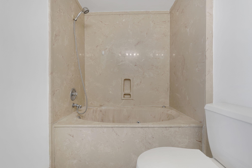 750 N Ocean Boulevard - Photo 22