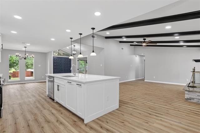 3204 Greenbriar Lane - Photo 2